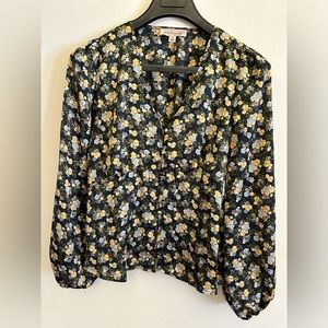 Philosophy black & floral v-neck top.  Size L. EUC